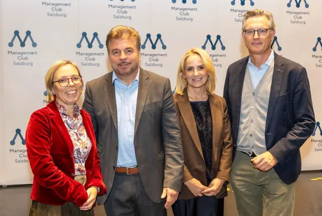 v.li.: Mag. Gundi Schirlbauer, Salzburger Heimatwerk, Univ.-Prof. Mag. Dr. Reinhard Heinisch (PhD), Brigitte Lackner-Wilhelmstätter, MC Geschäftsführerin, Dr. Johannes Hörl, MC-Landesvorsitzender. | Foto: MC Salzburg/Andreas Kolarik