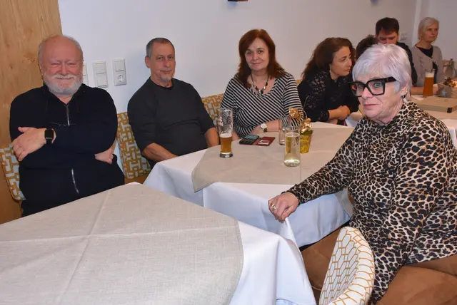 Die szenische Lesung "Der Barbier des Herzogs" mit Christoph Lettner und Christian Hochgatterer begeisterte. | Foto: Zinterhof