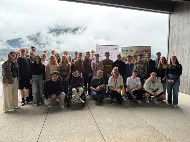 In Osttirol fanden heuer gleich zwei Youth Entrepreneurship Weeks statt. Die erste wurde Ende September bei der Firma Durst Austria GmbH in Lienz veranstaltet, die zweite folgte im November bei der Firma THEURL HOLDING GmbH. | Foto: INNOS