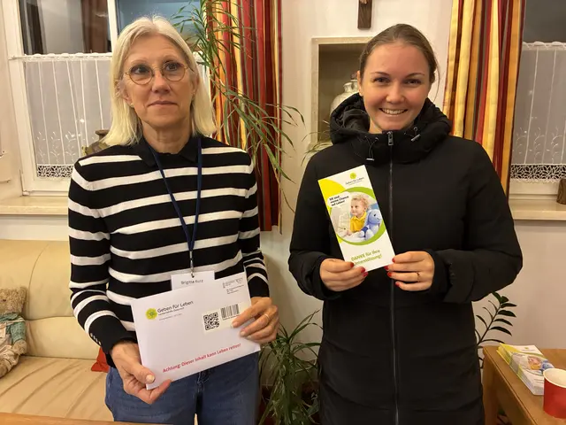 Laura Preininger (links) und Brigitte Kurz organisierten eine Stammzellen-Typisierung für "Geben für Leben" | Foto: Anna Maria Kaufmann