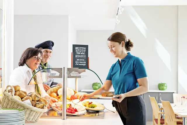 Die Grünen befürchten, Österreichs öffentliche Küchen könnten durch den geplanten Entwurf zum Markt für Billigimporte werden. 
 | Foto: Dussmann
