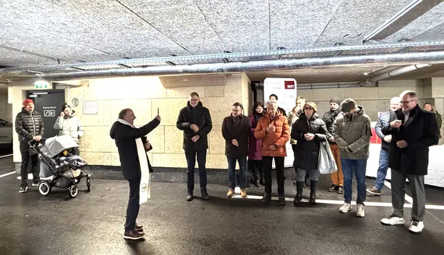 Segnung in der Tiefgarage. | Foto: Nikolaus Kogler
