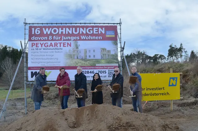 v.re.n.li.: Landtagsabgeordneter Josef Edlinger, Architekt Reinhard Litschauer, Bürgermeister Gerhard Wandl, Vizebürgermeisterin Mona Riegler, WAV-Vorstandsdirektor Manfred Damberger und Bernhart Diesner | Foto: WAV