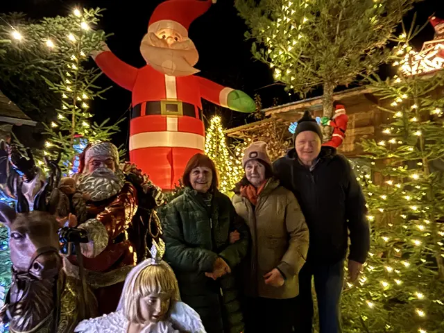 Im Koschatweg in Kraig werden sich bestimmt wieder zahlreiche Schaulustige das bunte Weihnachtsdorf ansehen. | Foto: MeinBezirk.at/Astrid Siebert