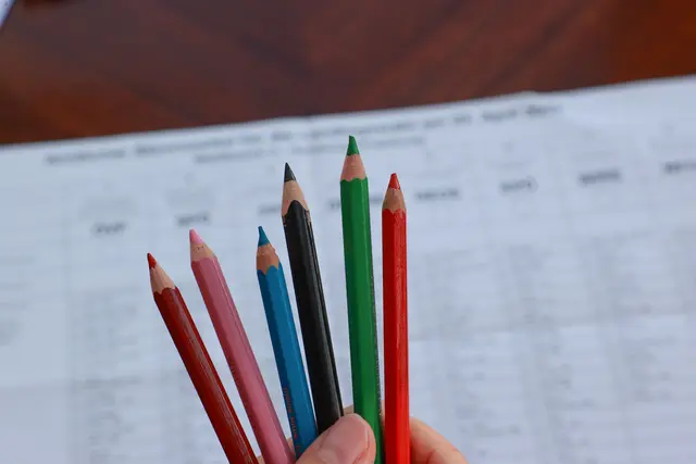 Die steirische Landesregierung bringt eine Änderung des Parteienförderungs-Verfassungsgesetzes in den Landtag: Die geplante Kürzung um 15 Prozent soll Einsparungen von zwölf Millionen Euro bringen.  | Foto: Neumayer/Picturedesk