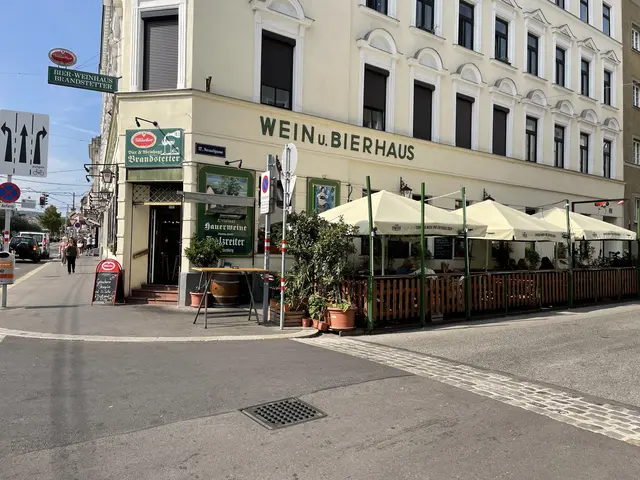 Vor 135 Jahren eröffnete im Jahr 1889 in der Hernalser Hauptstraße 134 das Wirtshaus "Zinterhof", ab 1938 hieß es dann "Brandstetter". (Archiv) | Foto: Niklas Varga