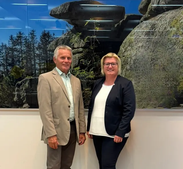 Johann Ecker tritt als Bürgermeister zurück. Ihm soll seine Stellvertreterin Karin Weishäupl nachfolgen. | Foto: OÖVP/Gierlinger