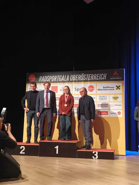 Die 13-jährige Celina Maier aus Hargelsberg sicherte sich in der U15-Klasse den Landesmeistertitel. | Foto: Hofstetter