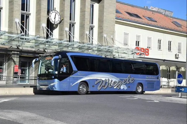 Die Linie 8570 verkehrt zwischen Nötsch im Gailtal und dem Bahnhof Villach. Zwischenstopp: Bad Bleiberg. | Foto: Busfotos Austria