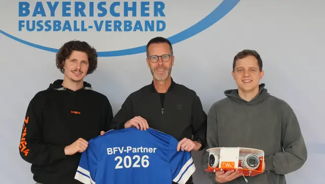 Von links: Simon Schmiderer (Geschäftsführer zone14), Andreas Schinko (Geschäftsführer der BFV Service GmbH) und Tobias Gahleitner (zone14). | Foto: zone14