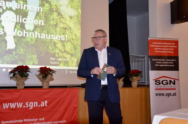 „Wir möchten einmal Danke sagen für die Treue der letzten 50 Jahre in unseren Häusern“, so Bürgermeister Helmut Berger. | Foto: Elisabeth Peinsipp 