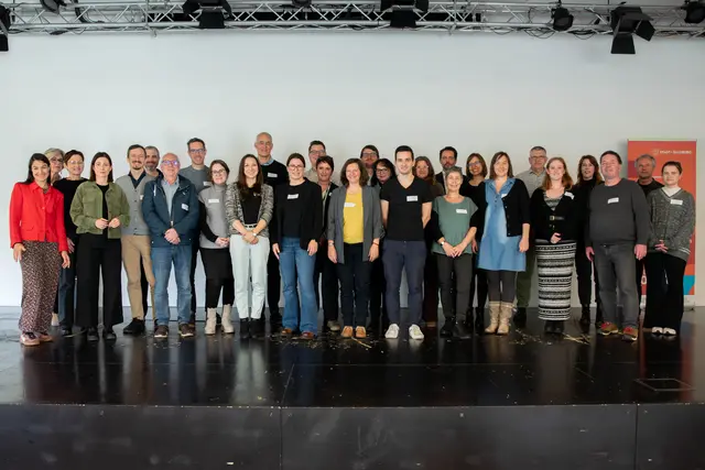 Kürzlich fanden in der TriBühne Lehen die ersten Beteiligungs-Workshops mit insgesamt 70 Expertinnen und Experten aus Zivilgesellschaft und Verwaltung statt. | Foto: Stadt Salzburg