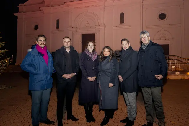 Politikerinnen und Politiker verschiedener Fraktionen gedachten der Verfolgung von Christinnen und Christen auf aller Welt. | Foto: Jakob Raczkowsky/ÖVP10