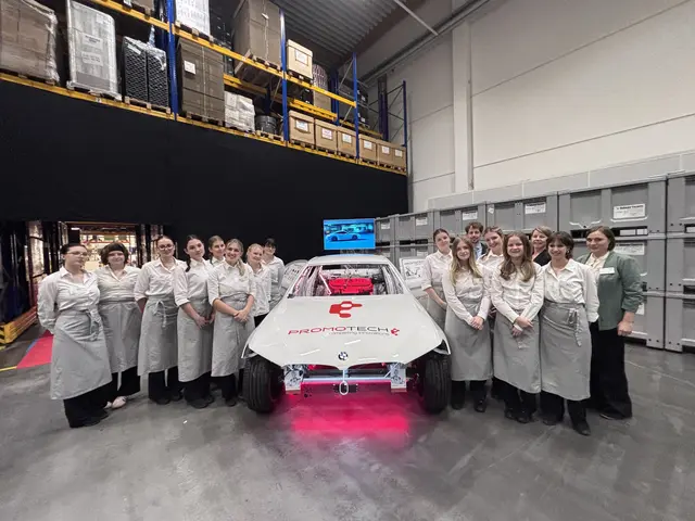 Die Schülerinnen der HLW Braunau waren für den Service während der Jubiläumsfeier zuständig. | Foto: MeinBezirk/Latzelsberger