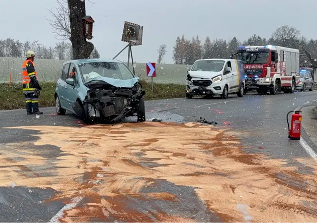 Unfall zwischen zwei Pkw bei Hürm. | Foto: DOKU-NÖ