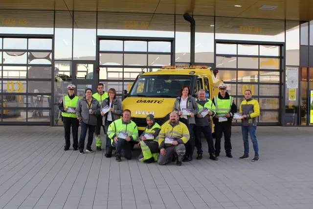 Am 18. November fand die Verkehrssicherheitsaktion in Zwettl statt – 17 Fahrzeuge wiesen Mängel an der Beleuchtung auf. | Foto: ÖAMTC