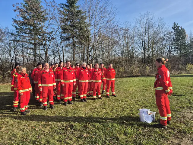Gemeinsam erfolgreich: Die ÖRHB-Teams nach der abgeschlossenen Abschlussübung. | Foto: zVg. Österreichische Rettungshundebrigade (ÖRHB)