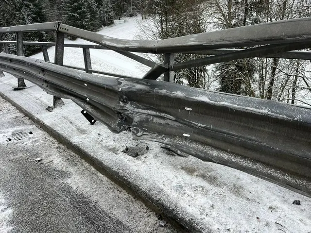 Die Leitschiene war an dieser Stelle schwer beschädigt. | Foto: Asfinag