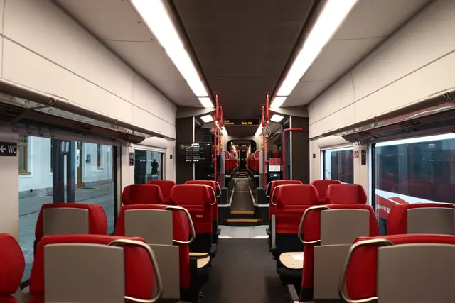 27 neue Züge sind jetzt auf Schiene – alle wurden in Österreich produziert. | Foto: Christiane Nimpf