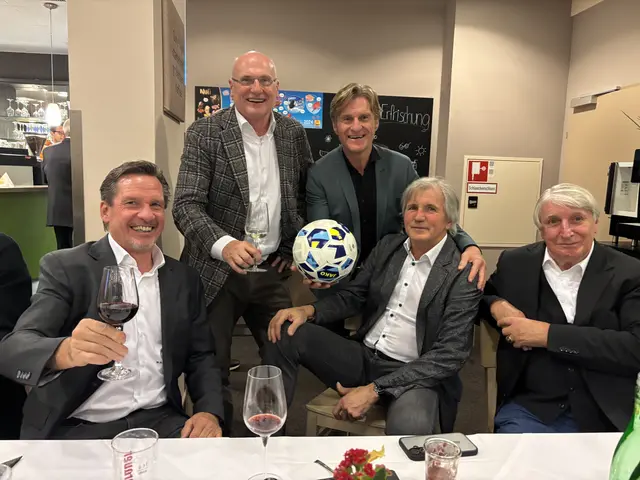 Werner Gregoritsch, Präsident Wolfgang Bartosch, Walter Hörmann, Andy Pichler und Harry Rebernig (v. l.) hatten viel Spaß beim Treffen. | Foto: mac