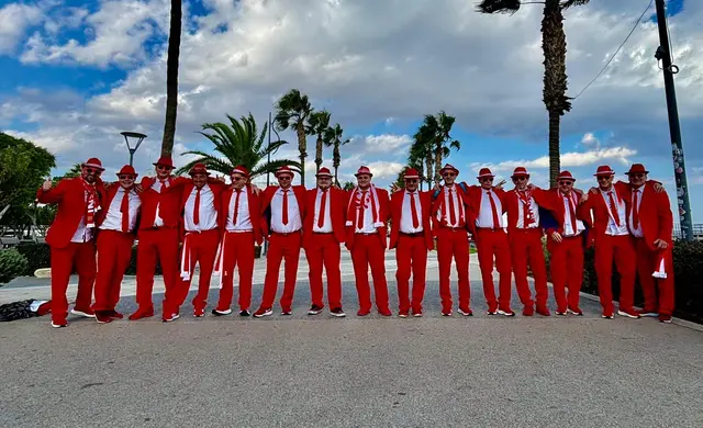 Foto: Red Hot Chili Suits