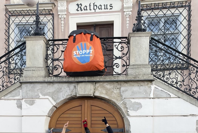 Bereits seit 2018 gibt es auch in Klosterneuburg Aktionen der Kampagne „Orange the World – 16 Tage gegen Gewalt an Frauen“. | Foto: SI Club Klosterneuburg