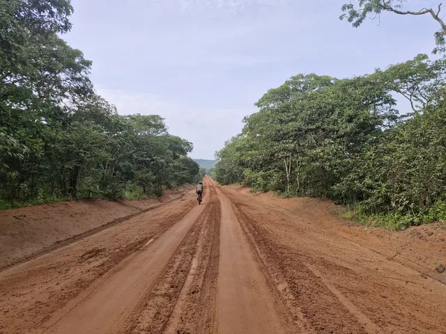 Über seine abenteuerliche Reise mit dem Rad durch Afrika berichtet Gerhard Schwarz. | Foto: Schwarz