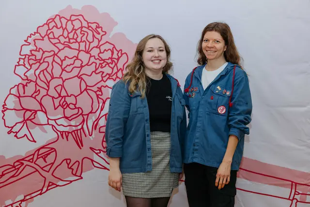 Landesvorsitzende Eva Reiter mit Martina Schlägl (r.). | Foto: MecGreenie Production