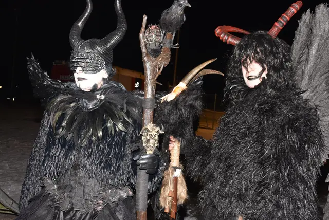Ein heißer Abend mit den Burg Dämonen aus Windhaag bei Perg und den Oast Teifin aus Perg-Pregarten begeisterte Besucher-Massen aus dem ganzen Bezirk im Sportzentrum Pabneukirchen.  | Foto: Zinterhof