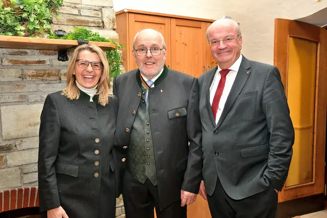Renate Schaffenberger (Stille Nach Ges.), Michael Neureiter und Christian Struber. | Foto: Krackowizer