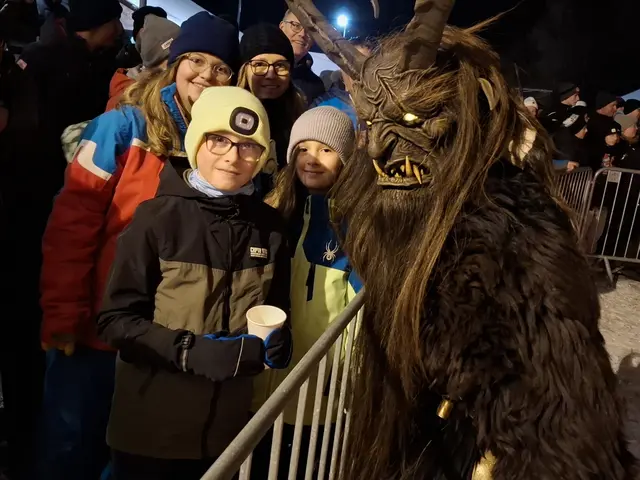 Ein heißer Abend mit den Burg Dämonen aus Windhaag bei Perg und den Oast Teifin aus Perg-Pregarten begeisterte Besucher-Massen aus dem ganzen Bezirk im Sportzentrum Pabneukirchen.  | Foto: Zinterhof