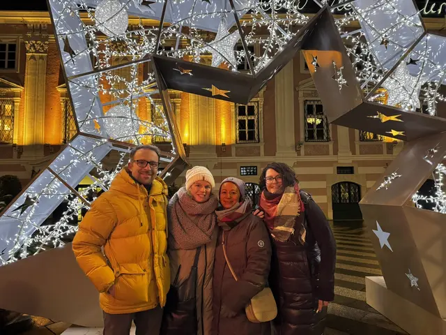 Josef Petschko, Petra Petschko, Sonja Weingerl und Jacqueline Pracher genießen gemeinsam die weihnachtliche Stimmung 