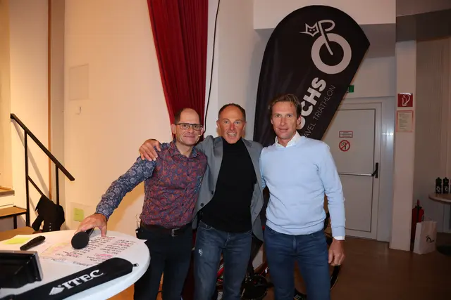 Weggefährten unter sich: Gernot Turnowsky (l.) mit Maurizio Vandelli und Werner Faltheiner (r.) | Foto: Turnowsky