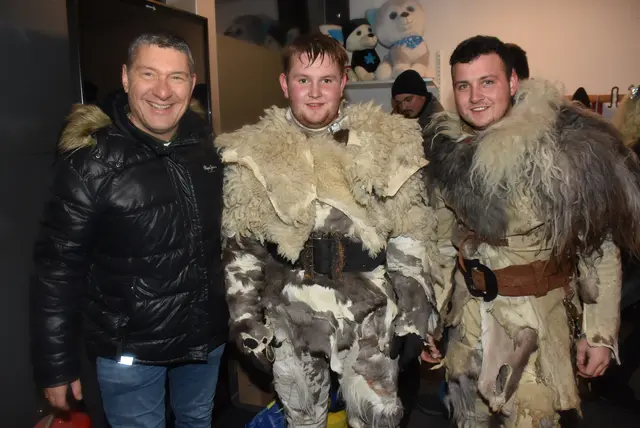 Ein heißer Abend mit den Burg Dämonen aus Windhaag bei Perg und den Oast Teifin aus Perg-Pregarten begeisterte Besucher-Massen aus dem ganzen Bezirk im Sportzentrum Pabneukirchen.  | Foto: Zinterhof