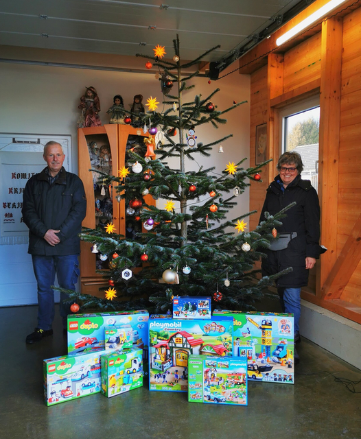 Mit der Aktion "Wunschweihnachtsbaum" wird heuer bereits zum vierten Mal bedürftigen Menschen zu Weihnachten geholfen. | Foto: Komitee Krieglach-Behindertenhilfe