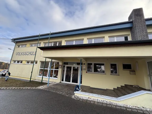 Die Volksschule Mieming wird in den kommenden Jahren umfassend erneuert. | Foto: Perktold