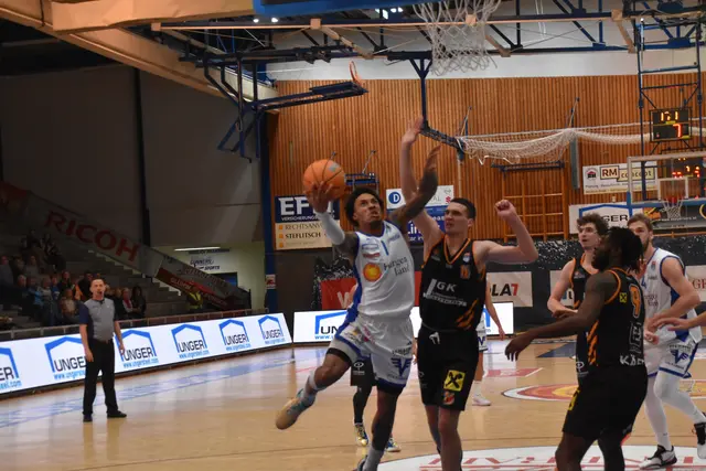 Nathaniel Pierre-Louis und die Gunners fegten über die Panthers hinweg. | Foto: Michael Strini