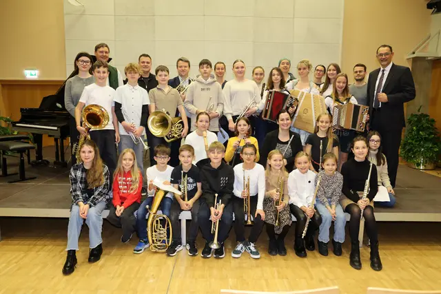 Die Schülerinnen und Schüler der Musikschule Fehring hatten zum Konzert in Trautmannsdorf eingeladen. | Foto: MeinBezirk/Johann Schleich