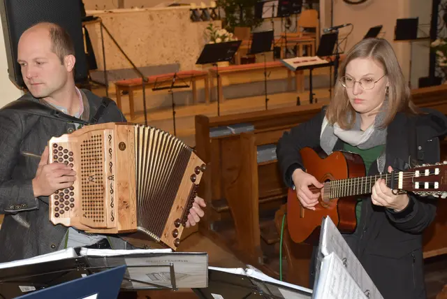 Schall-Harmonie. Adventklänge an der Donau 2025 in der Pfarrkirche Bad Kreuzen.  | Foto: Zinterhof