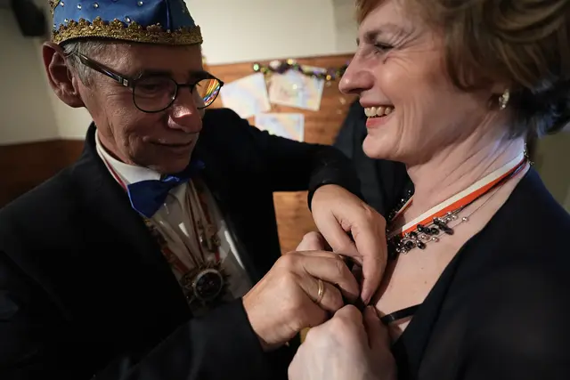 Verleihung eines Ordens.