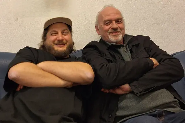 Viel Spaß auch hinter der Bühne! David Scheid und Karl Takats | Foto: Foto zVg von Karl Takats