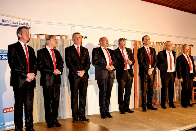 Das Oktet Suha aus Neuhaus | Foto: Rosina Katz-Logar