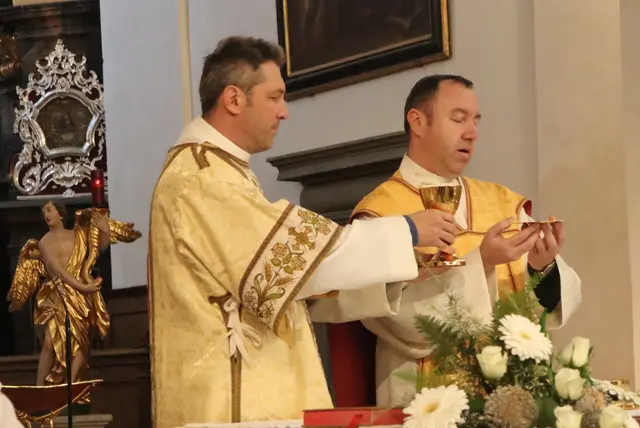 Bei der Eucharistie | Foto: Gerhard Langmann