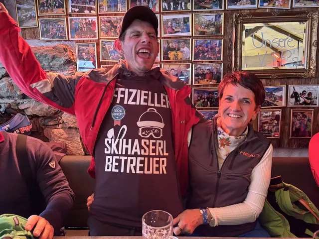 Geburtstagskind "Beutel" wurde von Renate und Co. als Offizieller Skihaserl Betreuer auserkoren.