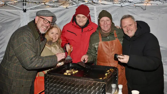 Aufwärmen: Norbert Horvath, Sabine Bugnar, Michael Mayer, Horst Karas und Rainer Spenger. | Foto: Trimmel, Zezula