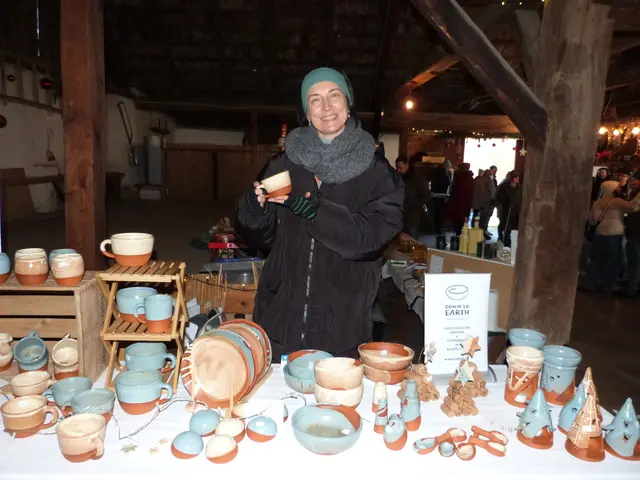 Regionale Aussteller boten handgemachte Produkte und kleine Geschenke für rund ums Jahr, sowie die Adventzeit an. | Foto: Vanessa Wittmann