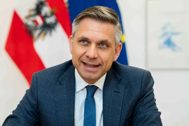 Energieminister Wolfgang Hattmannsdorfer (ÖVP) unterstreicht die Bedeutung von Wasserstoffspeichern.  | Foto: Martin Baumgartner