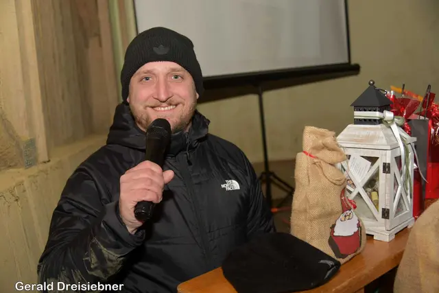 Moderator Thomas Liendl | Foto: Gerald Dreisiebner