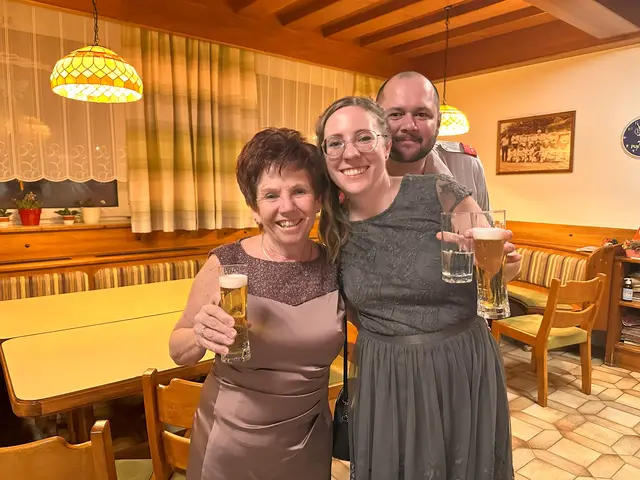 Anne-Marie Puhr mit Jenny und Sandro Mathä | Foto: Lisa Stöckl