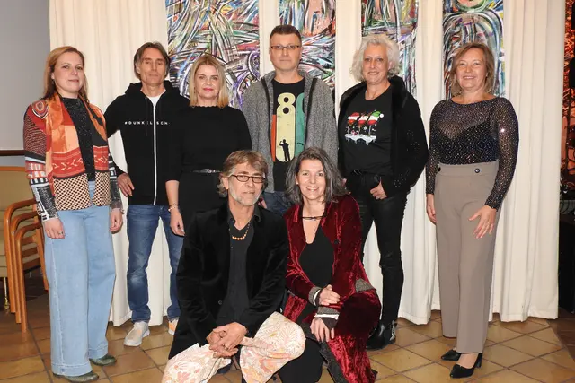 Steffi Bachmaier, Andreas Lipp, Zyta Lipp, Michael Platzer, Bettina Maierhofer, Monika Korttendorfer. (von links nach rechts) 
Jürgen Englmayr und Doris Hauser (vorne) | Foto: Fotoclub Pulkau